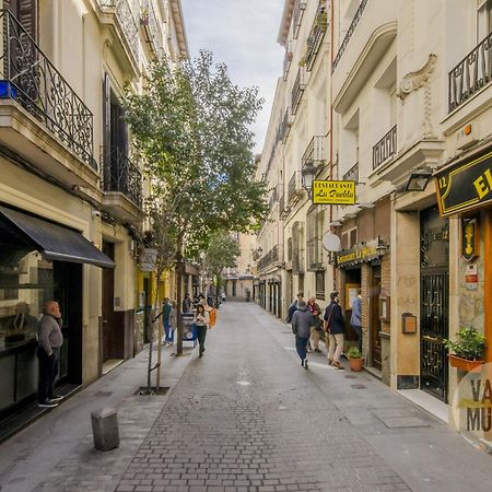 Elegant Apt Para 4Pax En Las Letras-Cortes Madrid Exterior photo