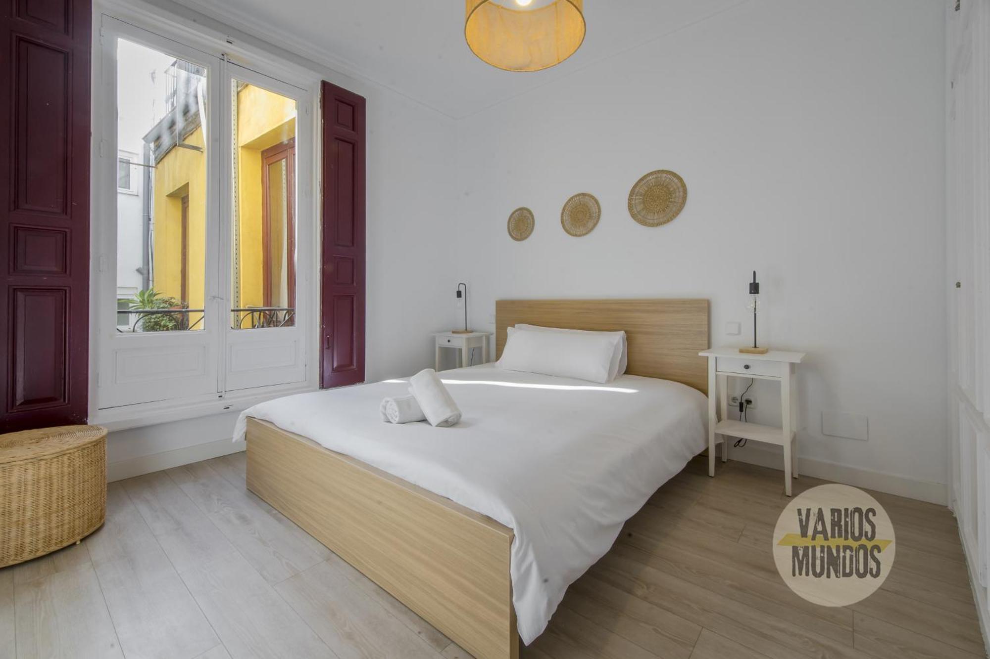 Elegant Apt Para 4Pax En Las Letras-Cortes Madrid Exterior photo