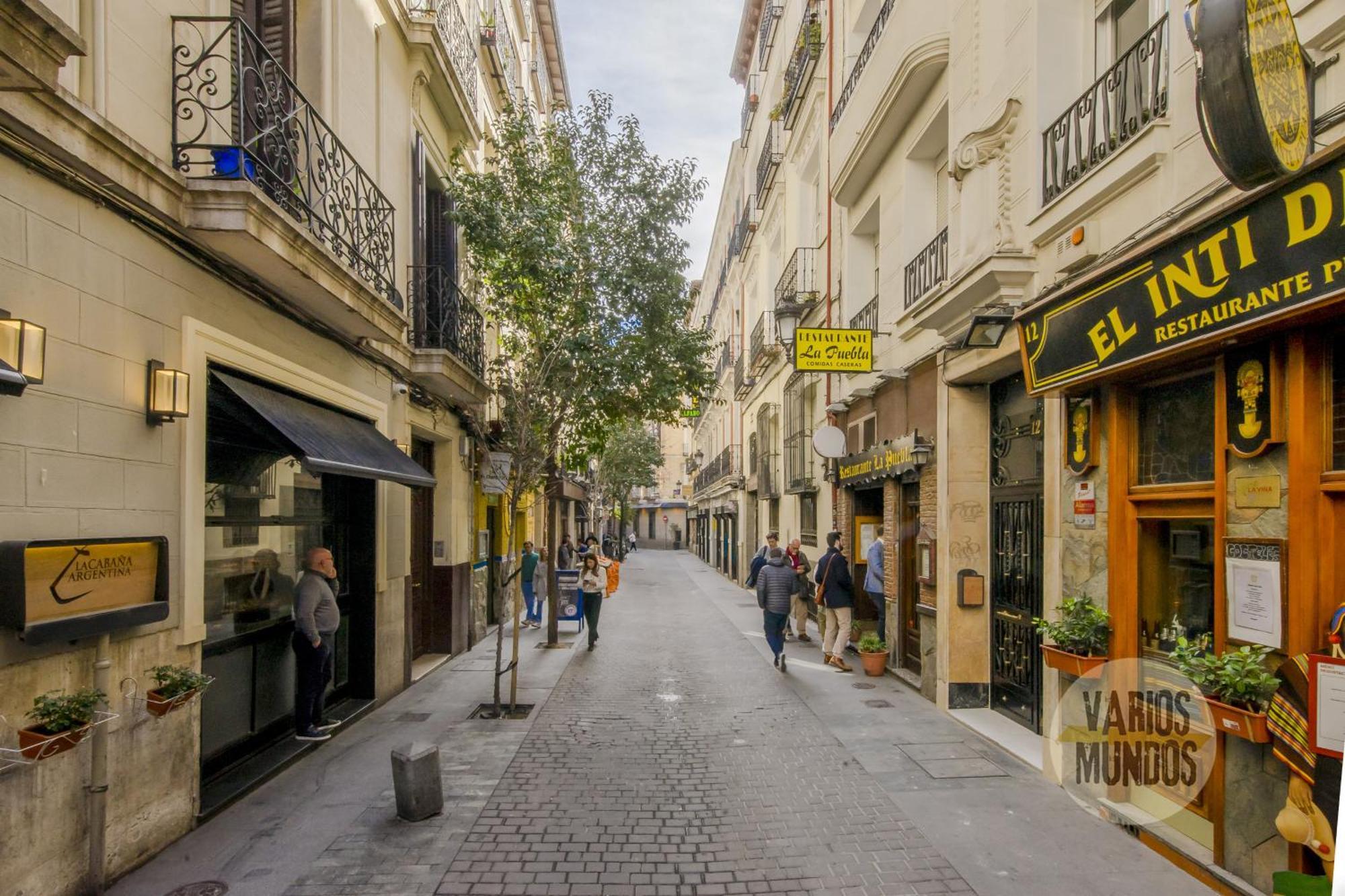 Elegant Apt Para 4Pax En Las Letras-Cortes Madrid Exterior photo